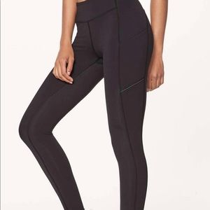Black “Swift Speed High-Rise Tight Leggings” Size 2 (xs or s) GREAT CONDITION!